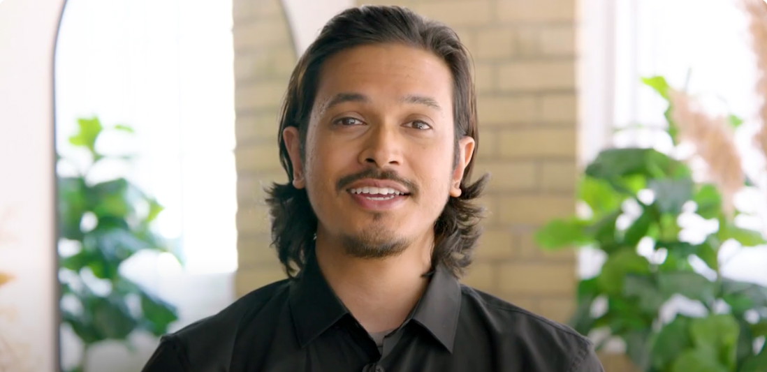 Image of Suman Banik from his testimonial video