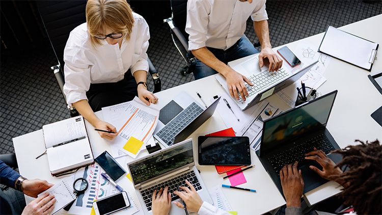 What Does a Project Administrator Do? Job Description, Salary, Skills ...
