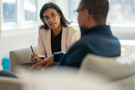 Yorkville University’s MACP Ranked Among Canada’s Best by CourseCompare